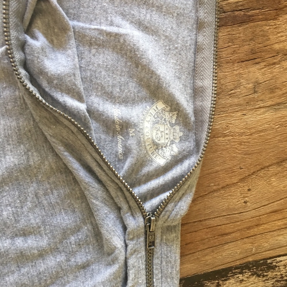 Juicy couture grey top with dual zipper neckline - Picture 3 of 3